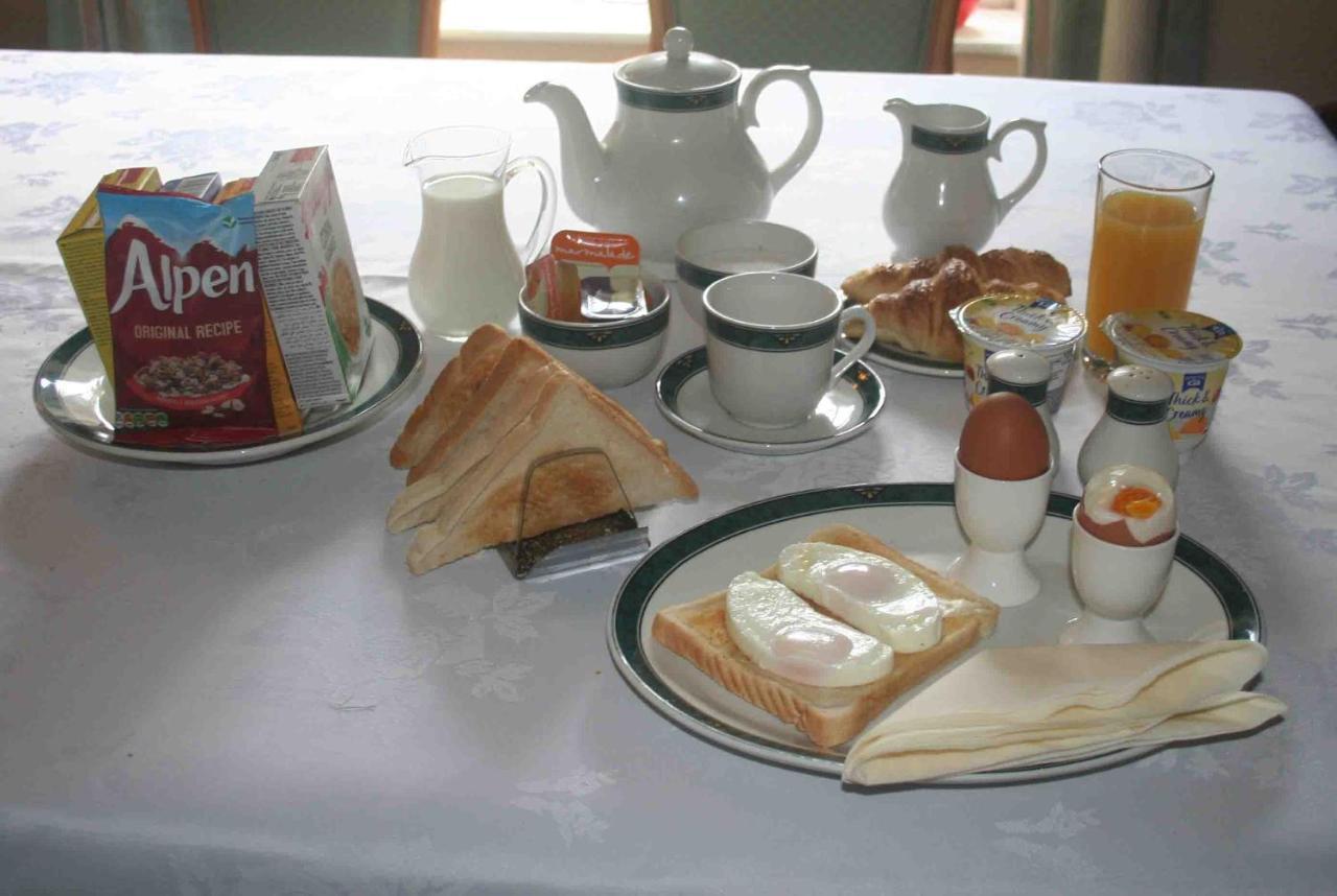 Coynant Farm Guesthouse - Farm Park Stay Swansea Esterno foto