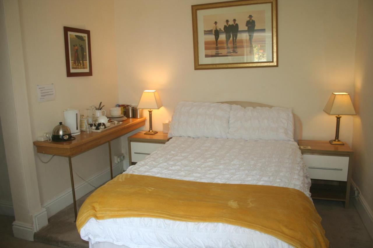 Coynant Farm Guesthouse - Farm Park Stay Swansea Esterno foto