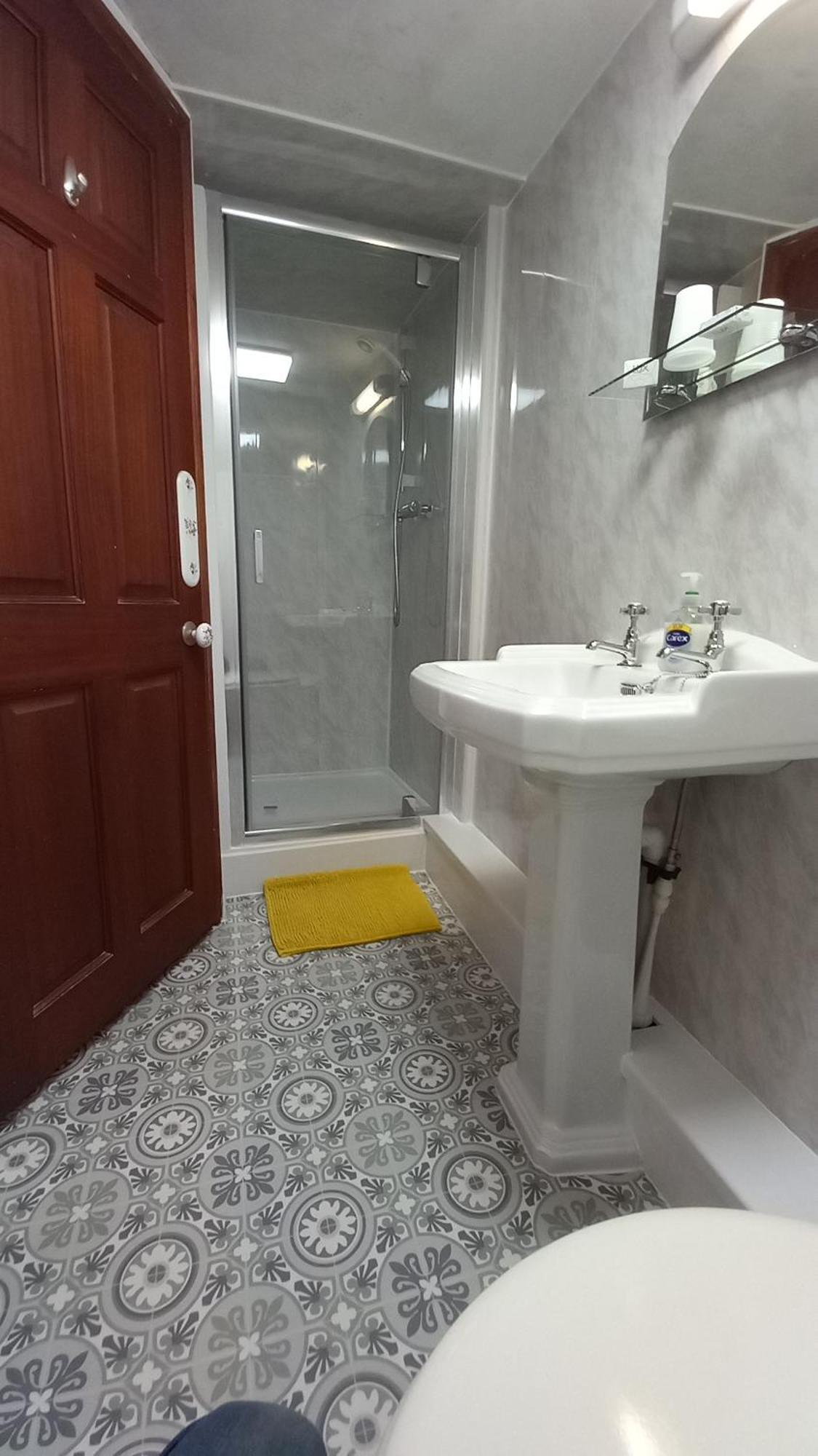 Coynant Farm Guesthouse - Farm Park Stay Swansea Esterno foto